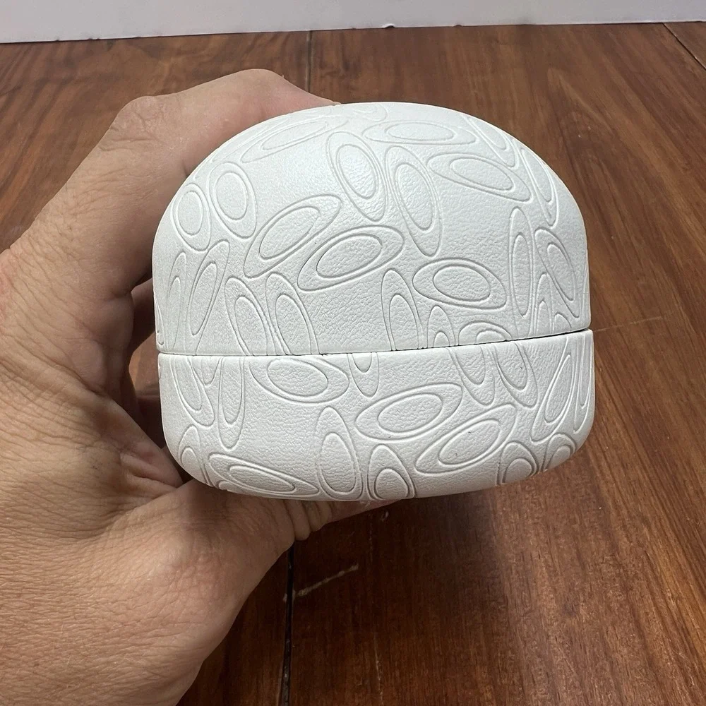 Oakley White Hard Sunglasses Case w/ Black Microfiber Drawstring Pouch Sleeve